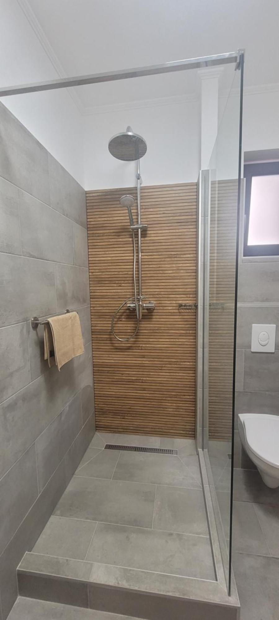 Csaladi Kikoeto Apartman Gyula Exterior foto